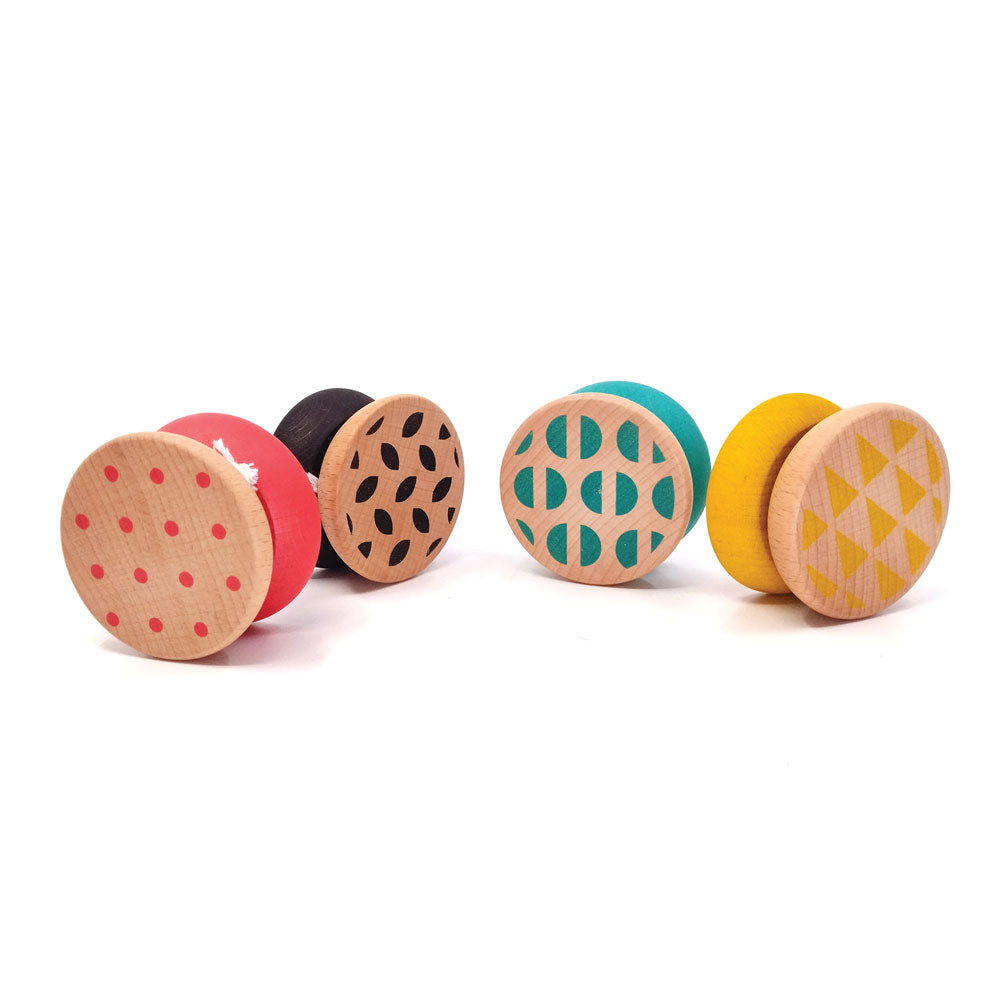 WOODEN YO-YO ‘GEOM’ (1 DISPLAY WITH 12 PCS, 4 DESIGNS)