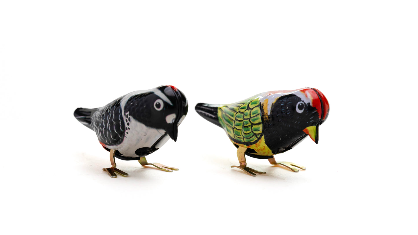 TIN PECKING BIRD BLACK