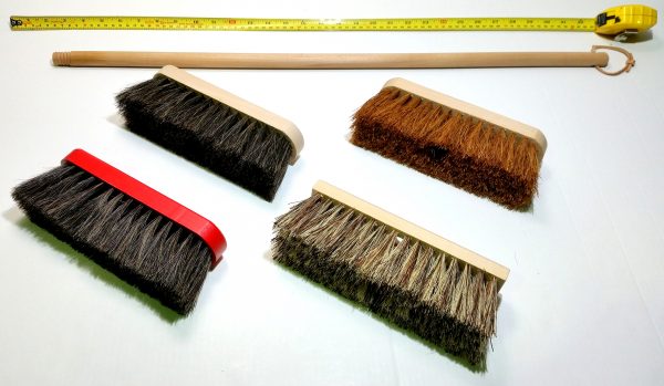 BROOM RED AND BLACK 80 CM