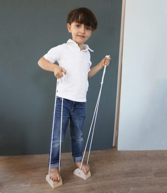 Egmont- WOODEN WALKING BOBBINS