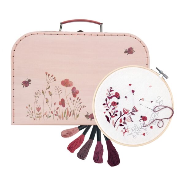 Egmont Toys – Embroidery Kits Ladybug