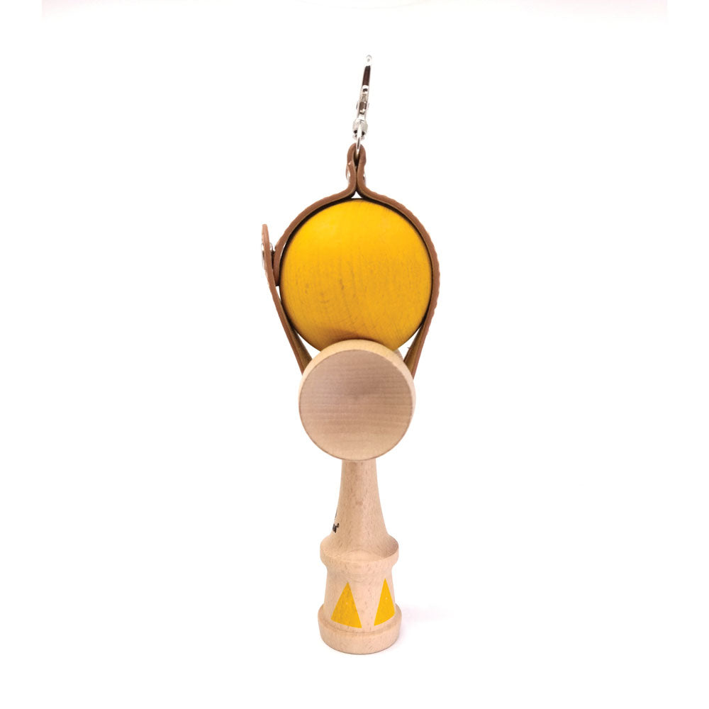 WOODEN KENDAMA ‘GEOM’ YELLOW