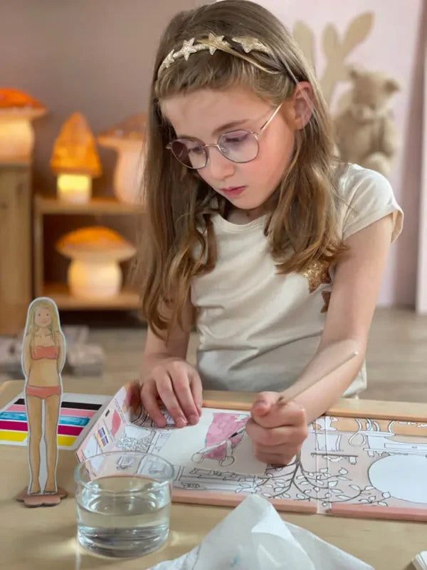 Egmont Toys – Magnetic Art Dress-Up